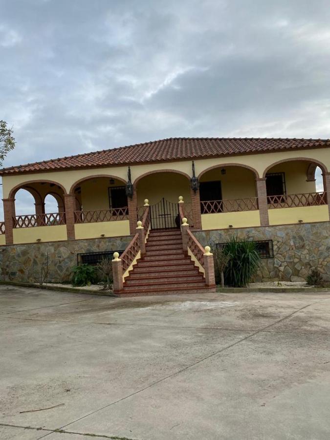 Casa Rural Montes De Trigo Jerez De Los Caballeros Exterior photo