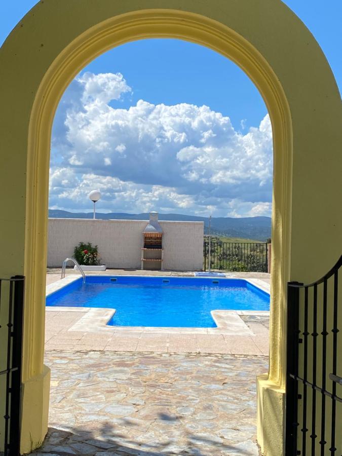 Casa Rural Montes De Trigo Jerez De Los Caballeros Exterior photo