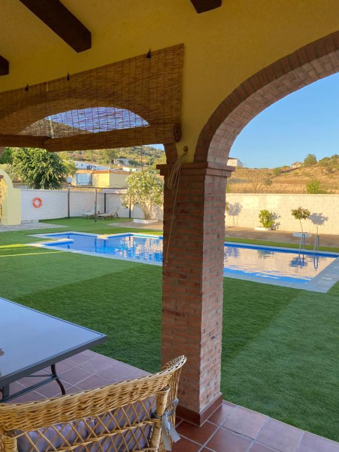 Casa Rural Montes De Trigo Jerez De Los Caballeros Exterior photo