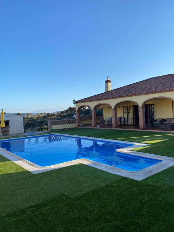 Casa Rural Montes De Trigo Jerez De Los Caballeros Exterior photo